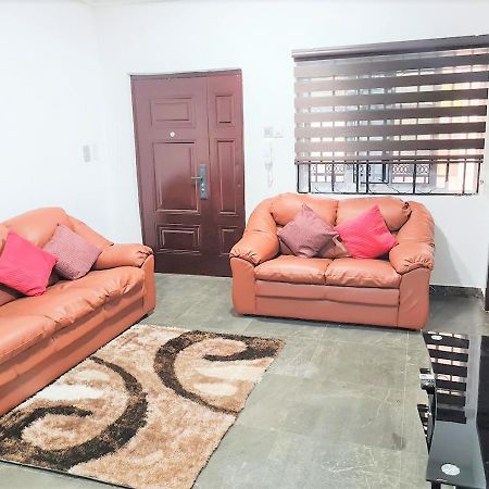 Douglas Luxury Apartments At Douglas Court, Adenta, Accra Exteriör bild