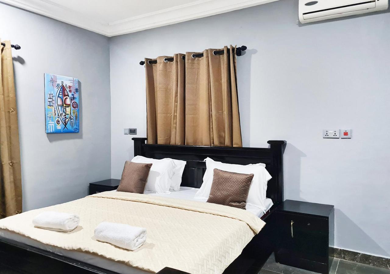 Douglas Luxury Apartments At Douglas Court, Adenta, Accra Exteriör bild